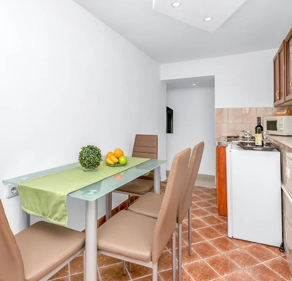 Apartmani Vasilije Kotor Exterior foto